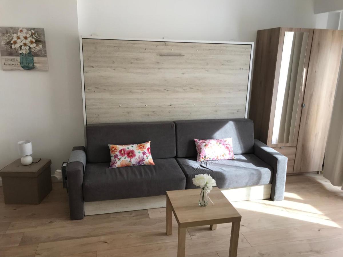 Appartement Maroelvi ม็องตง ภายนอก รูปภาพ